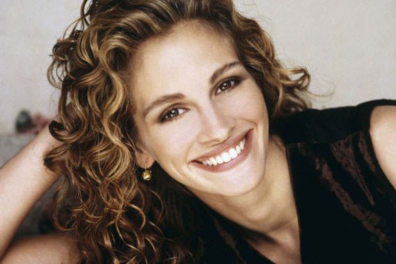 Julia Roberts Boikot Perkawinan Adik - JPNN.COM