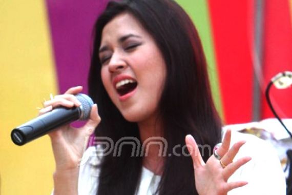 Raisa: Jaga Penampilan Gak Harus Nyiksa Diri - JPNN.COM