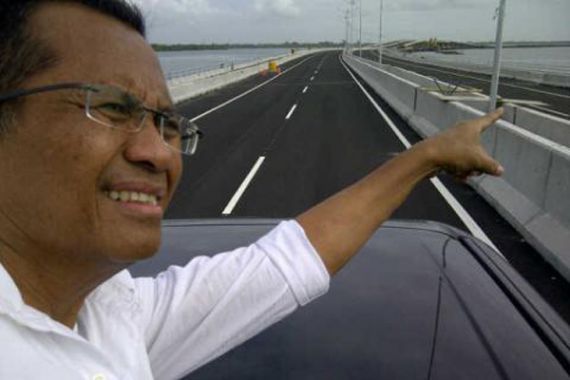 Dahlan Iskan Kagum Pembangunan Tol Bali - JPNN.COM