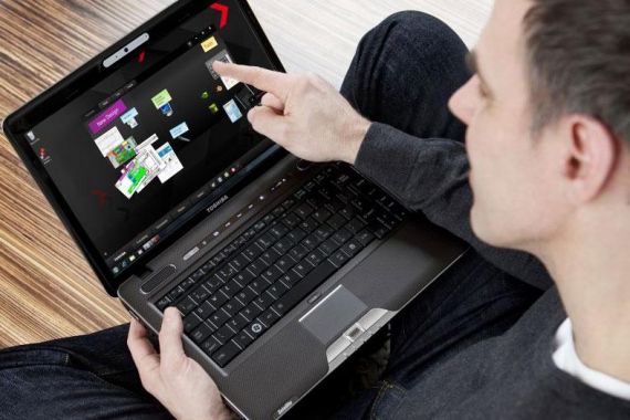 Toshiba Lengkapi Satellite Terbaru dengan Layar Sentuh - JPNN.COM