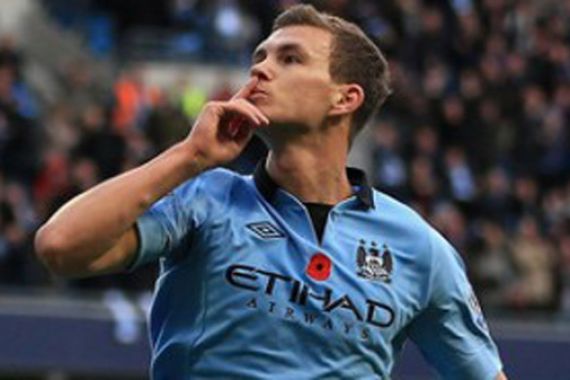 Dzeko Bawa City Petik Kemenangan Pertama - JPNN.COM