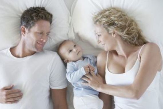 Stres dan Kelelahan Bikin Ayah Baru Malas Bercinta - JPNN.COM