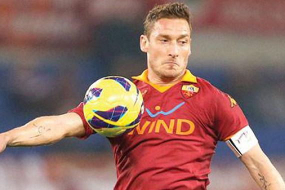 Totti Perpanjang Kontrak Hingga 2016 - JPNN.COM