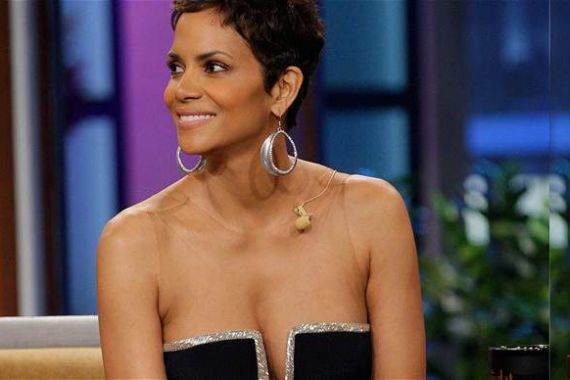 Halle Berry Dikaruniai Bayi Laki-Laki - JPNN.COM