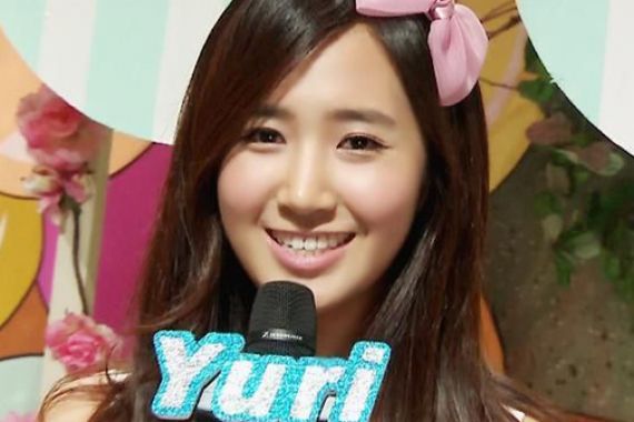 Yuri SNSD Kecewa tak Dapat Adegan Ciuman - JPNN.COM