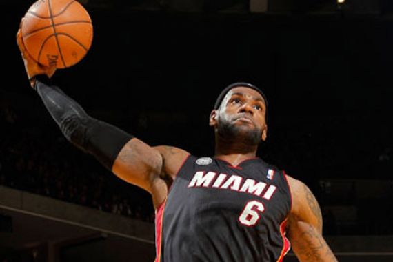 LeBron Bikin Rekor Baru - JPNN.COM