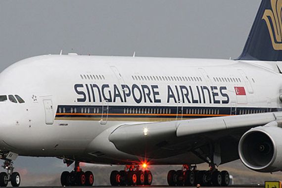 Singapore Airlines Tingkatkan Batas Maksimum Bagasi - JPNN.COM