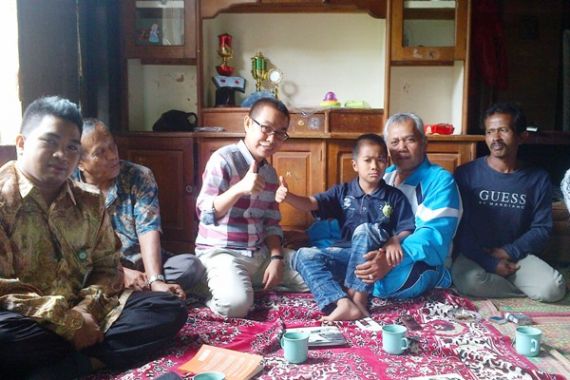 M Rizki Ramadhan, Bocah Genius Menguasai Empat Bahasa Asing - JPNN.COM