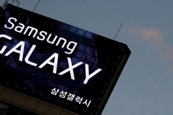 Samsung Siapkan Galaxy Layar Tiga Sisi - JPNN.COM