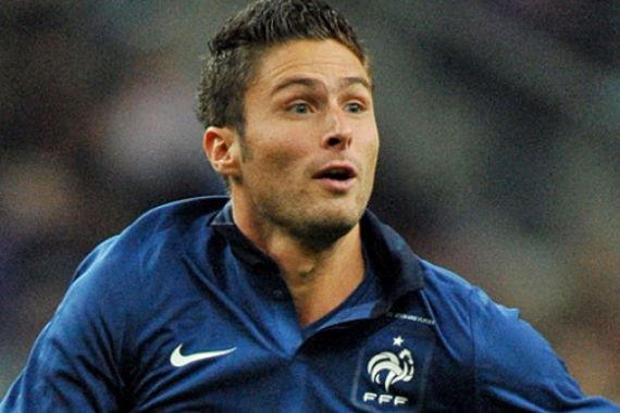 Olivier Giroud Tertekan Lawan Ukraina - JPNN.COM