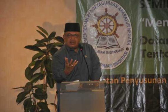 Mulai 2014, 'Honorer' Bakal Lebih Makmur - JPNN.COM
