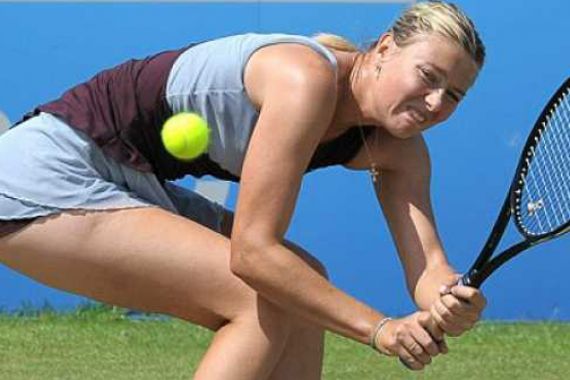 Sharapova Tantang Serena di Semifinal - JPNN.COM