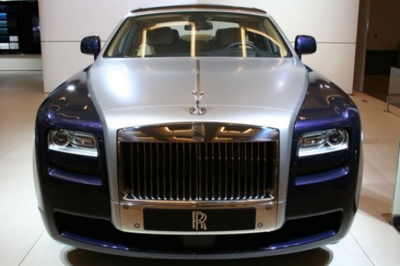 Penjualan Mobil Rolls-Royce Catat Rekor - JPNN.COM