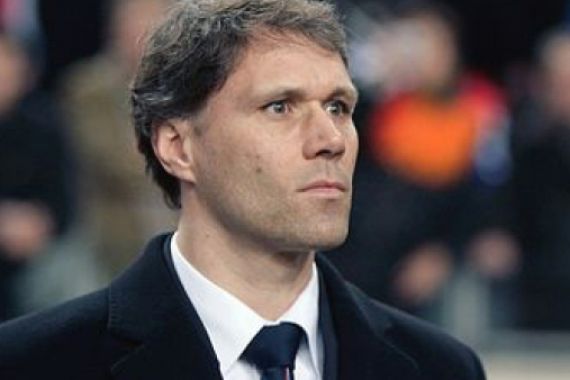 Basten Anggap Penunjukan Seedorf jadi Pertaruhan Besar Milan - JPNN.COM