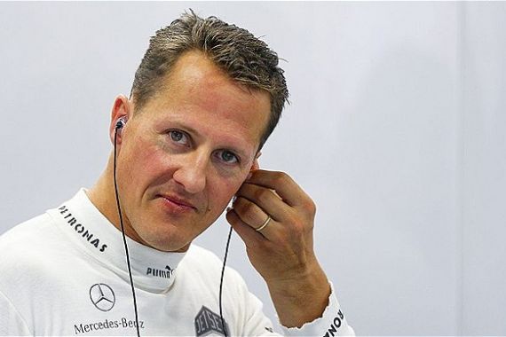 Schumi Lepas Dari Situasi Kritis - JPNN.COM