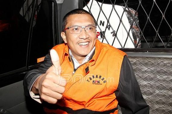 Terlibat Suap, Kader Golkar Dituntut 3,5 Tahun Penjara - JPNN.COM
