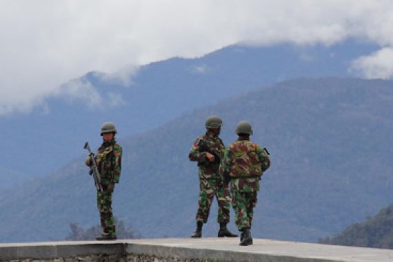 Baku Tembak di Papua dan 1 TNI Tewas - JPNN.COM