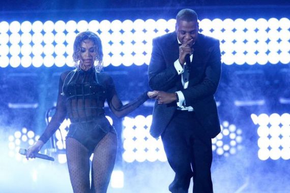 Ups! Puting Beyonce Nyembul di Panggung Grammy - JPNN.COM