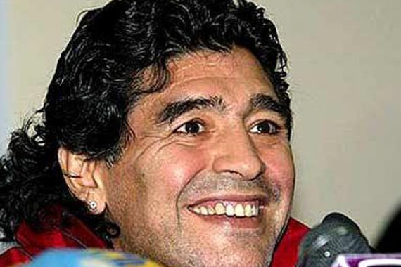 Gilas Roma, Persembahan Spesial Napoli Untuk Maradona - JPNN.COM