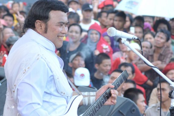 Cak Imin Minta Rhoma Irama Lelang Gitar Bantu Korban Kelud - JPNN.COM