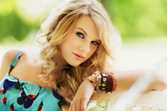 Taylor Swift Suka Pakai Baju Sama - JPNN.COM