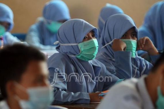 Kemenkes Siapkan Masker Gratis Untuk Daerah Kabut Asap - JPNN.COM