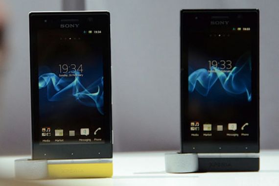 Sony tak Khawatir Samsung Galaxy S5 Kedap Air - JPNN.COM