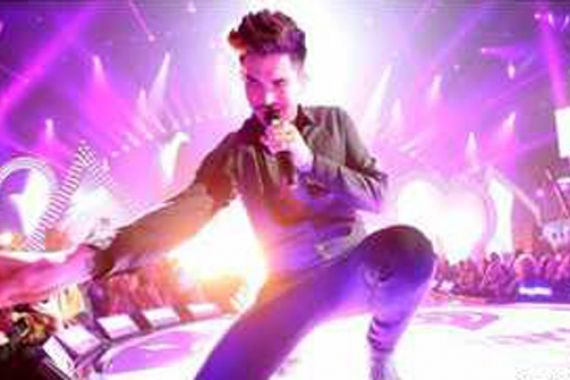 Adam Lambert Tampil Bareng Queen Usai Kenal di American Idol - JPNN.COM