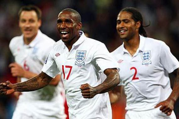 Jermaine Defoe Simpan Ambisi Tampil di Brazil - JPNN.COM