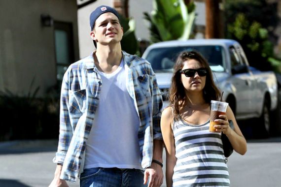 Mila Kunis Dikabarkan Tengah Hamil - JPNN.COM