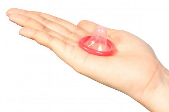 Ciptakan Kondom Tertipis di Dunia - JPNN.COM