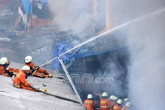 Dugaan Pasar Senen Sengaja Dibakar Harus Ditindaklanjuti - JPNN.COM