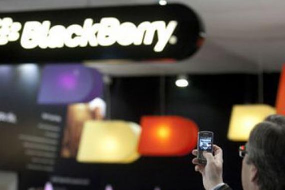 BlackBerry Lawan Dominasi Apple dan Samsung - JPNN.COM