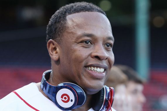 Apple Akuisisi Beats, Dr Dre Berpesta Sudah jadi Miliarder - JPNN.COM