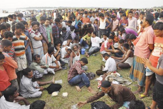 Feri Tenggelam di Dhaka, Puluhan Orang Tewas - JPNN.COM