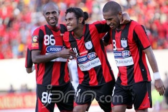 Dua Pemain Lokal Bawa Persipura ke Puncak ISL - JPNN.COM