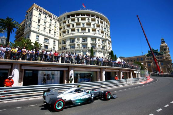 Buat Kesalahan, Rosberg Malah Rebut Pole GP Monaco - JPNN.COM