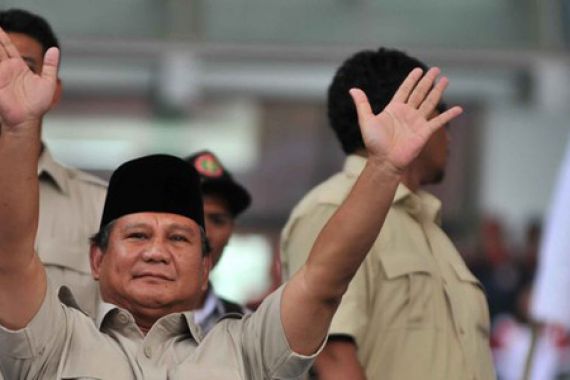 PBHI Desak TNI Buka Dokumen Pemberhentian Prabowo ke Publik - JPNN.COM
