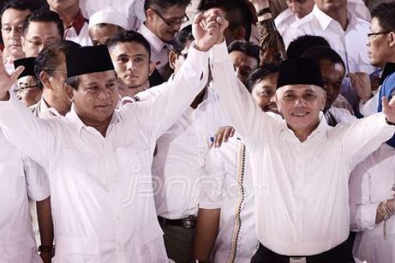 Prabowo Percaya Diri Dobrak Kandang Banteng - JPNN.COM