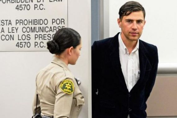 Akibat Tonjok Brad Pitt, Wartawan Ini Diganjar Banyak Hukuman - JPNN.COM