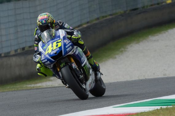 Start Posisi Ke-10, Rossi: Ini Sangat Memalukan! - JPNN.COM