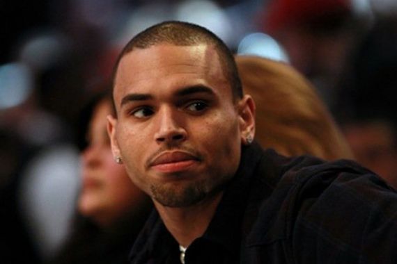 Keluar dari Bui, Chris Brown Bermusik Lagi - JPNN.COM