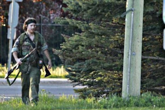 'Rambo' Mengamuk di Kanada, Tiga Polisi Tewas - JPNN.COM