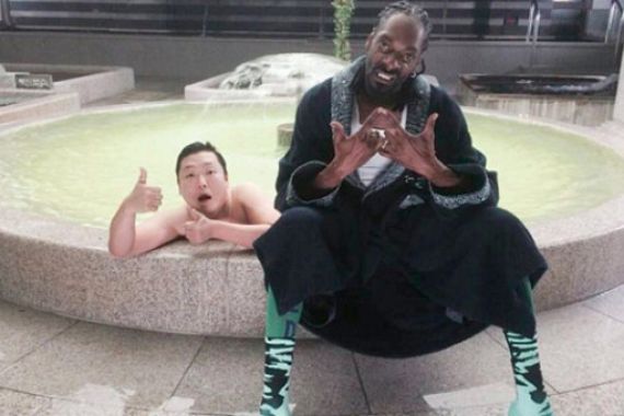 Psy Mabuk-mabukan Bareng Snoop Dogg di Hangover - JPNN.COM