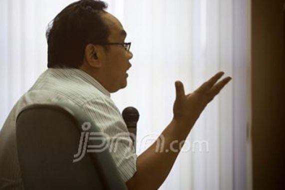Tuding Prabowo Pembunuh, Saiful Mujani Dilaporkan ke Bawaslu - JPNN.COM