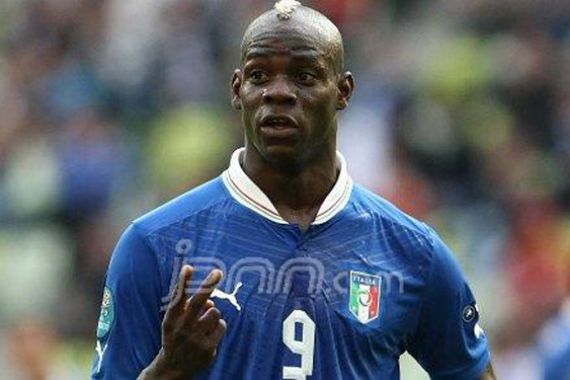 Inggris Vs Italia, Waspadai Sihir Balotelli - JPNN.COM