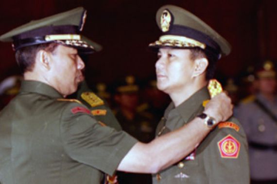 Pengamat: Prabowo tak Bisa Diadili di Pengadilan Militer - JPNN.COM