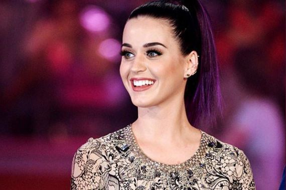 Katy Perry Dituduh Jiplak Lagu Joyful Noise - JPNN.COM