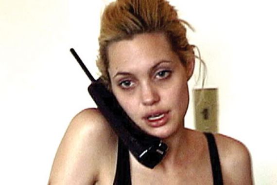 Video Angelina Jolie Beli Narkoba Beredar - JPNN.COM