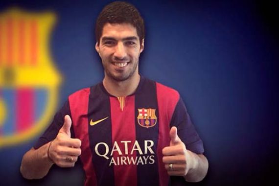 Suarez Resmi 'Menggigit' di Barcelona - JPNN.COM